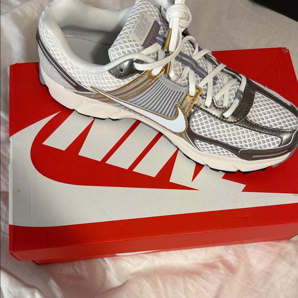 Nike Kids Metallic Silver and Gold Sneakers